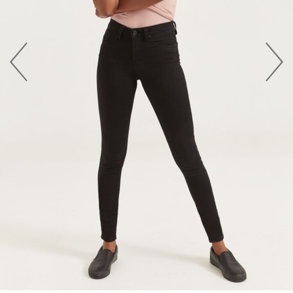 2/20!! Ardene High Waisted Jeans - Picture 1 of 1